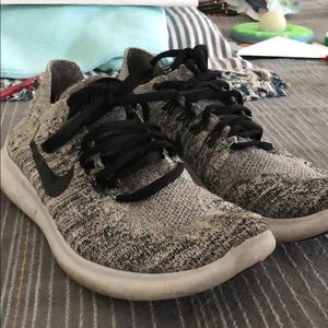 Women’s Nike Free RN flynit
